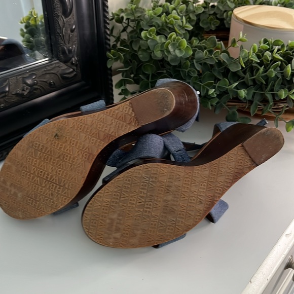 White House black market denim, wedge heel size 7 - Picture 6 of 9